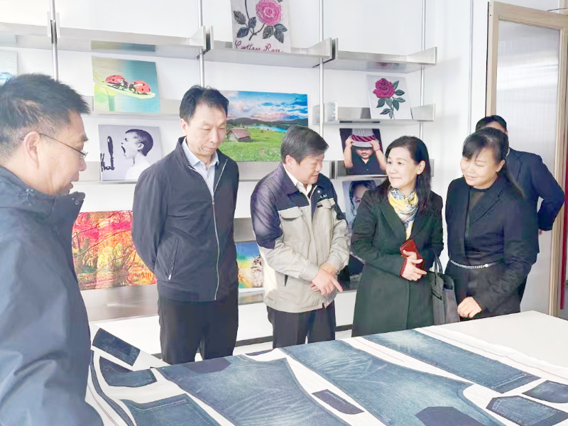 河南省人民法院副院長(zhǎng)李志增一行蒞臨飛鷺參觀指導(dǎo)